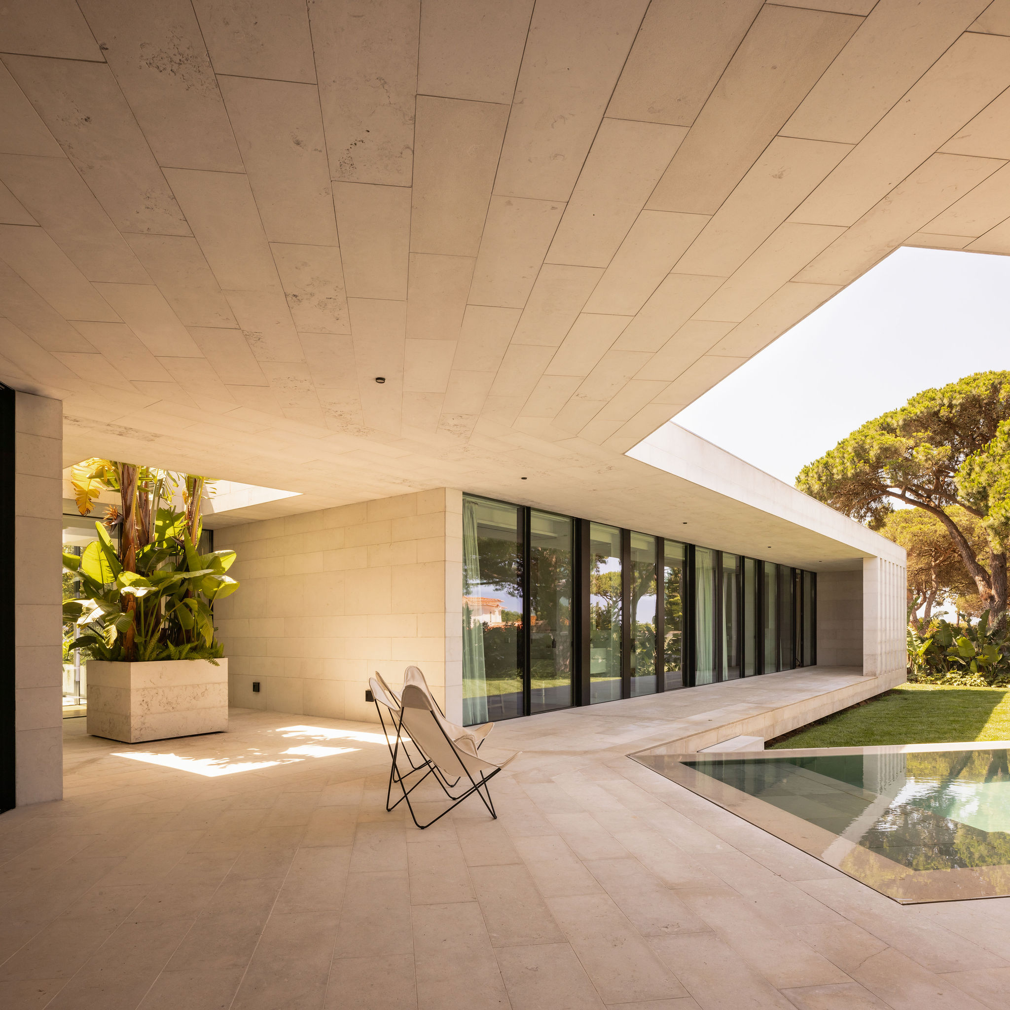 Casa V / V House
