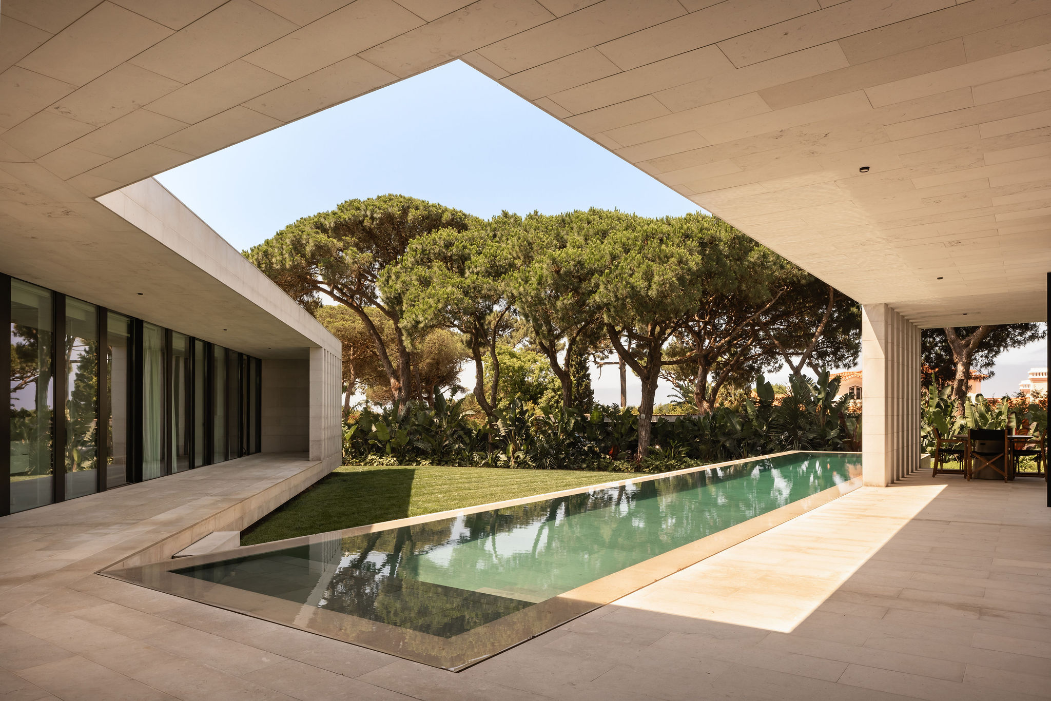Casa V / V House