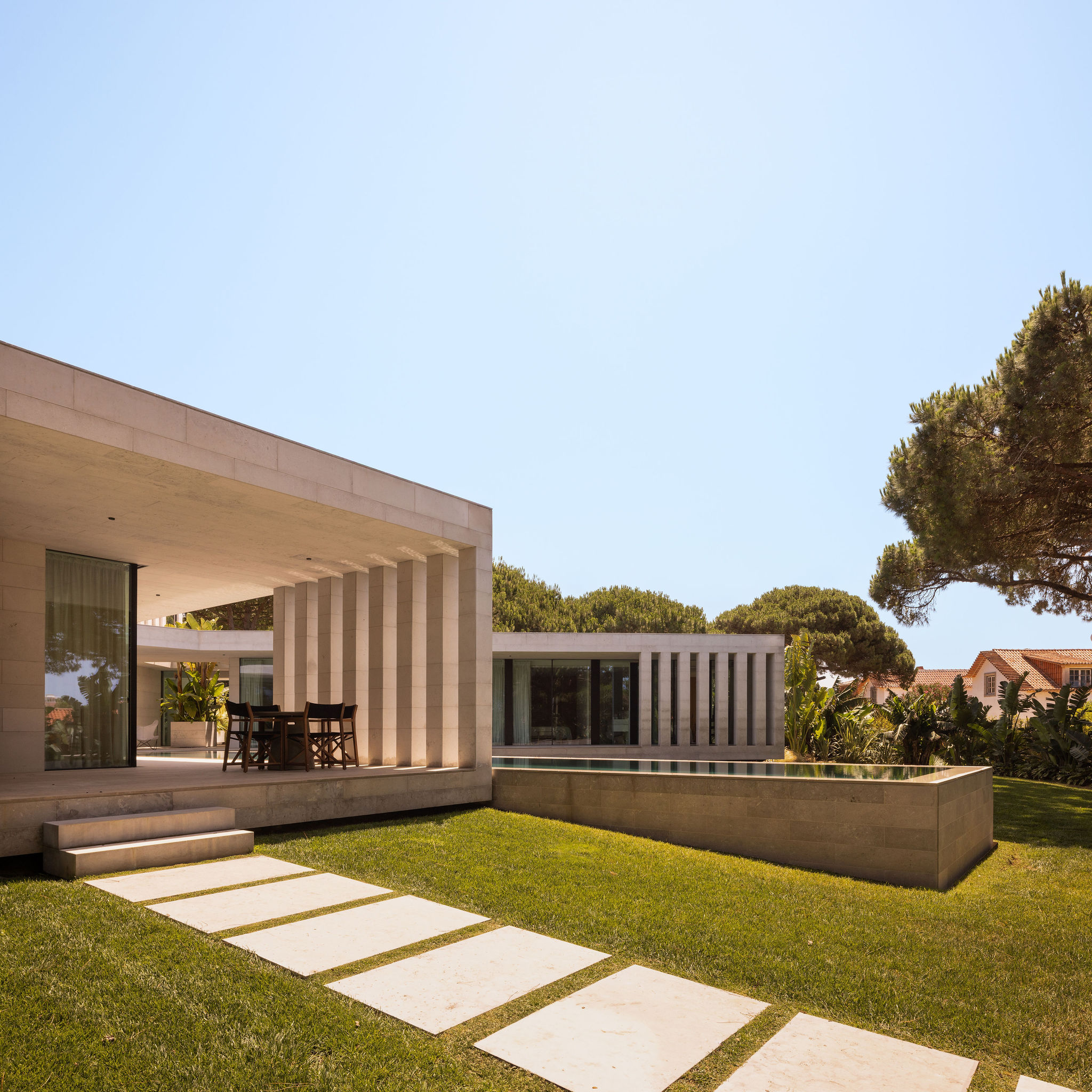 Casa V / V House
