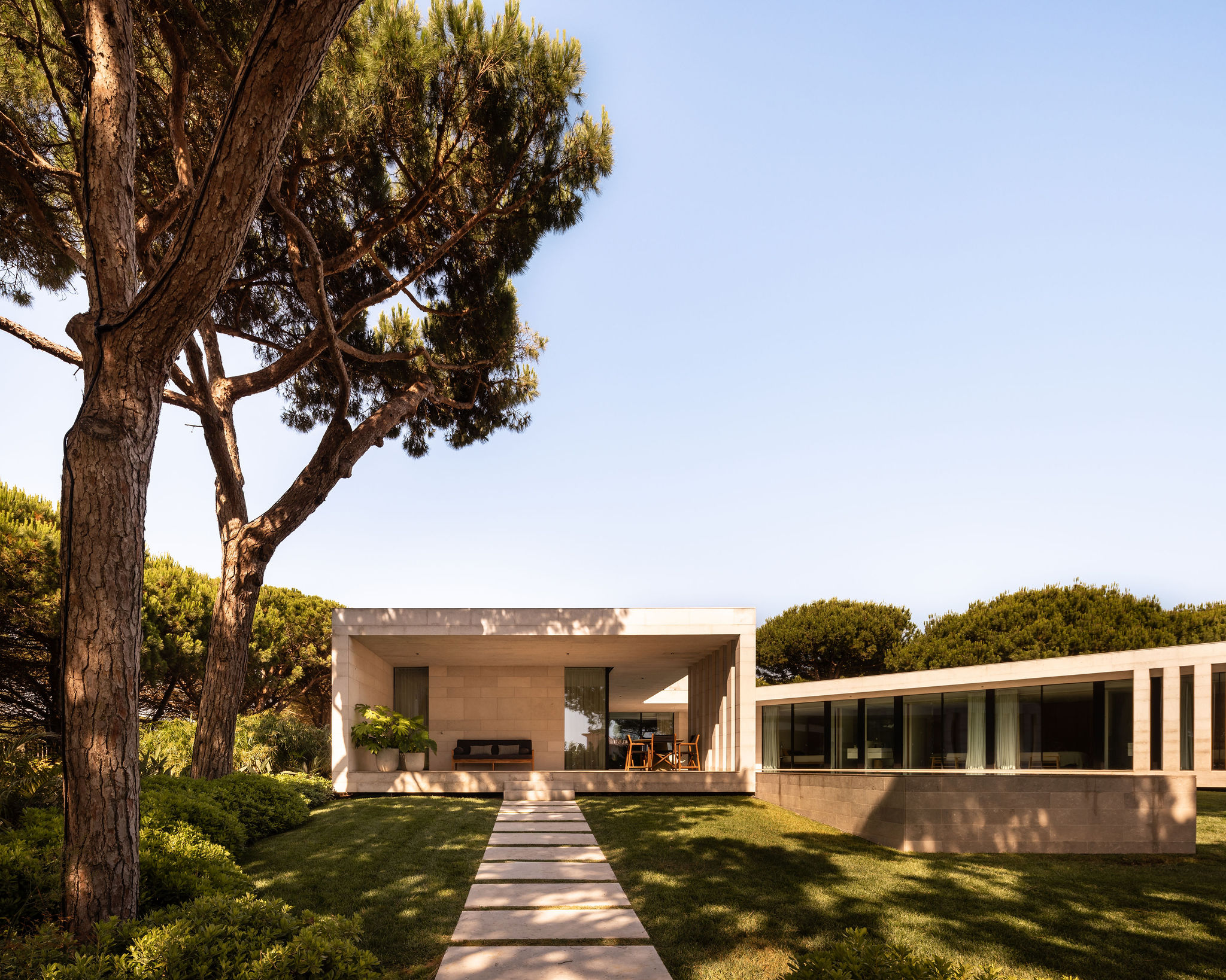 Casa V / V House