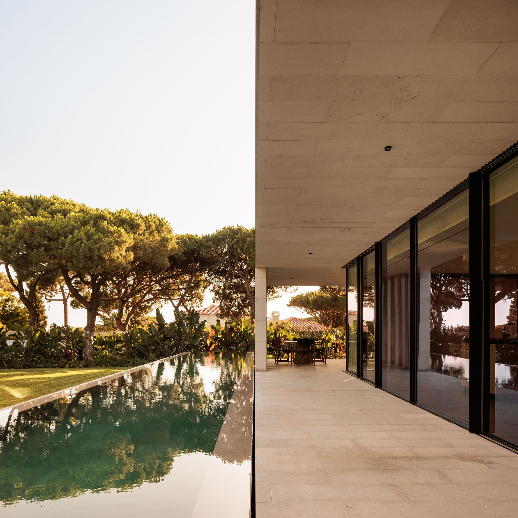 Casa V / V House