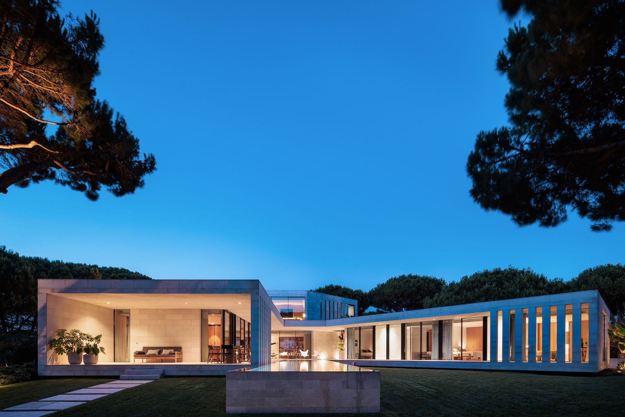 Casa V / V House